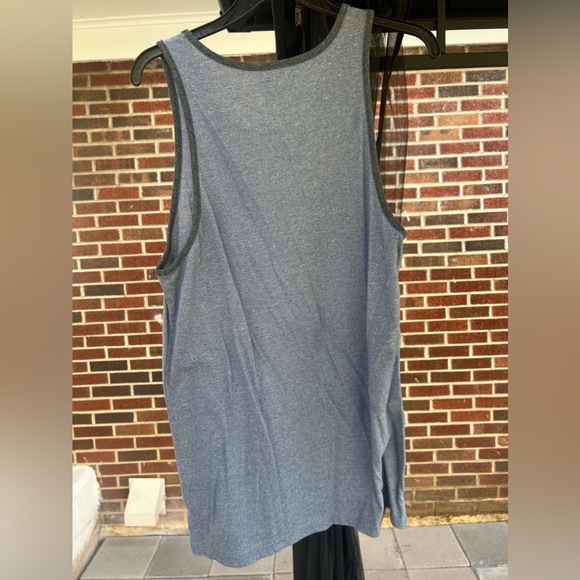 On the byas tank - Picture 2 of 4